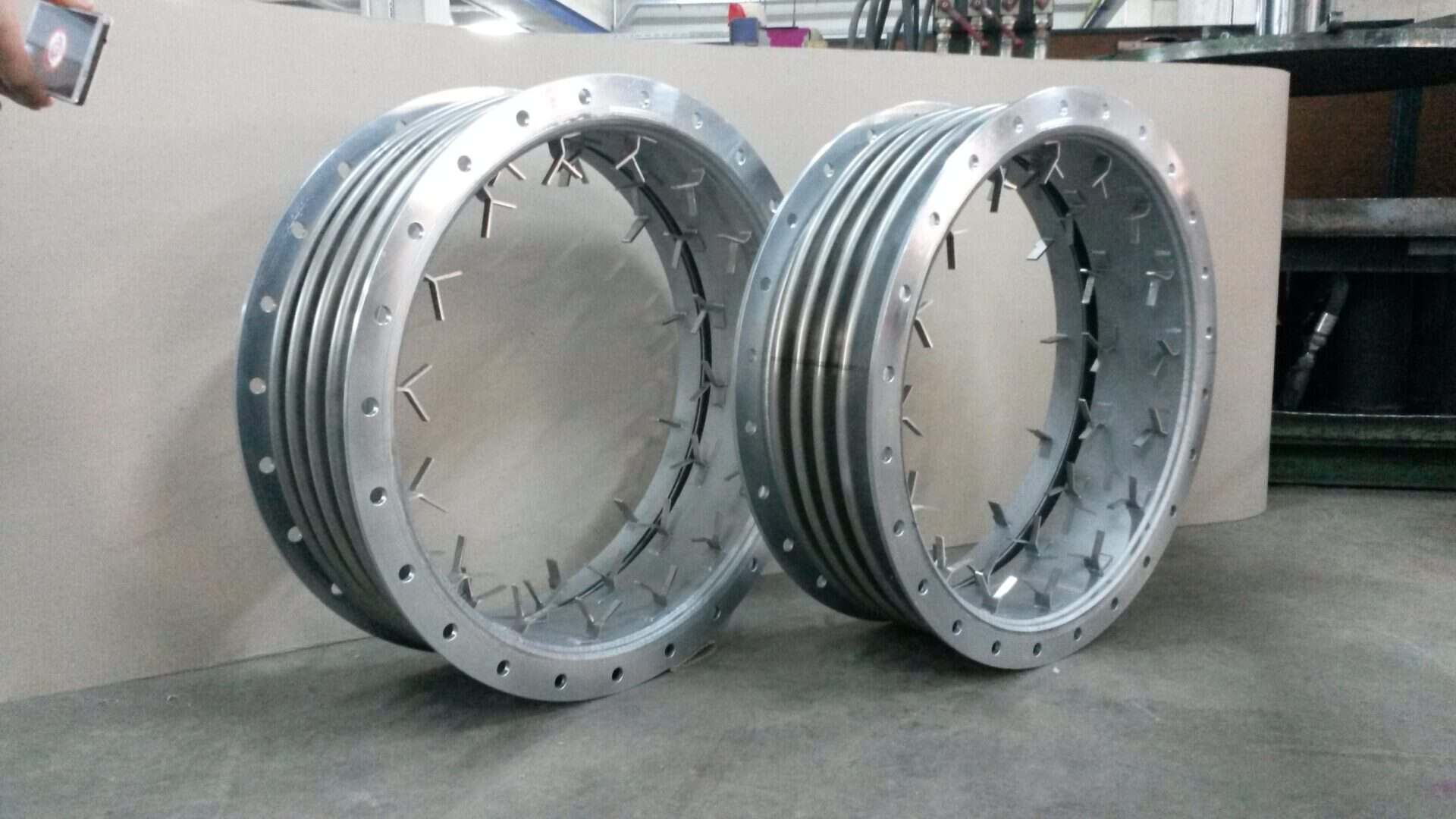 metal expansion joint scaled